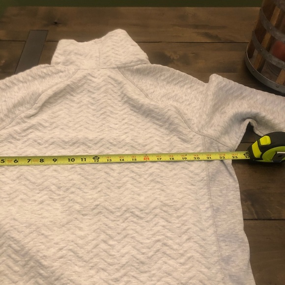 RBX Quilted Cowl Neck Pullover - Picture 7 of 16